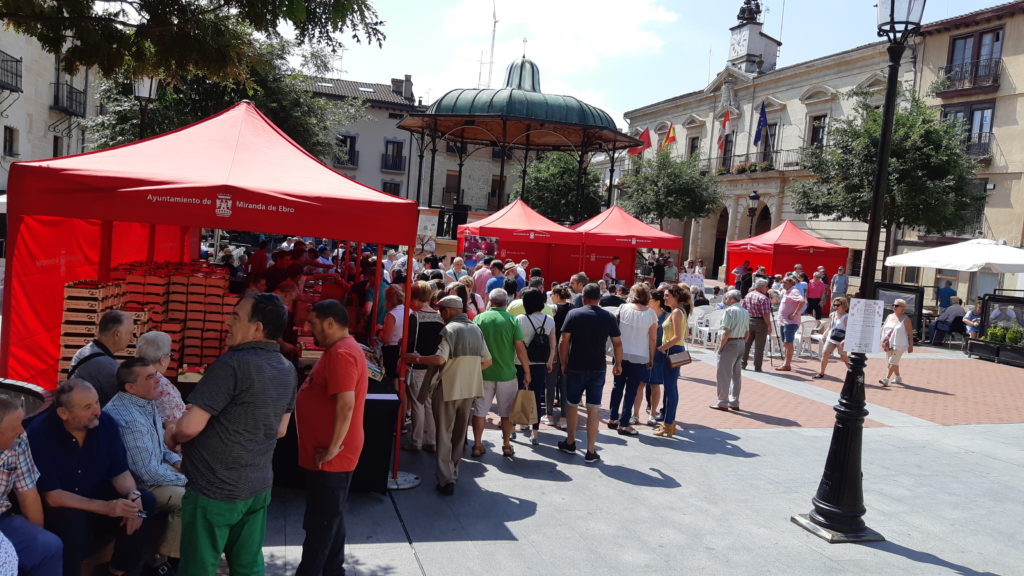 Resumen de la Fiesta Gastronómica de la Cereza de Caderechas en Miranda de Ebro