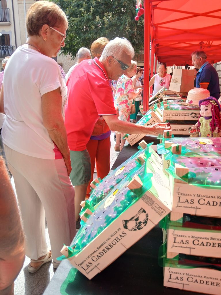 FIESTA GASTRONÓMICA DE LA CEREZA DEL VALLE DE LAS CADERECHAS EN MIRANDA DE EBRO 2026 EN IMÁGENES